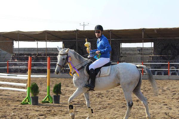 برگزاری اولین دوره  مسابقات پرش با اسب در شهرستان آران و بیدگل